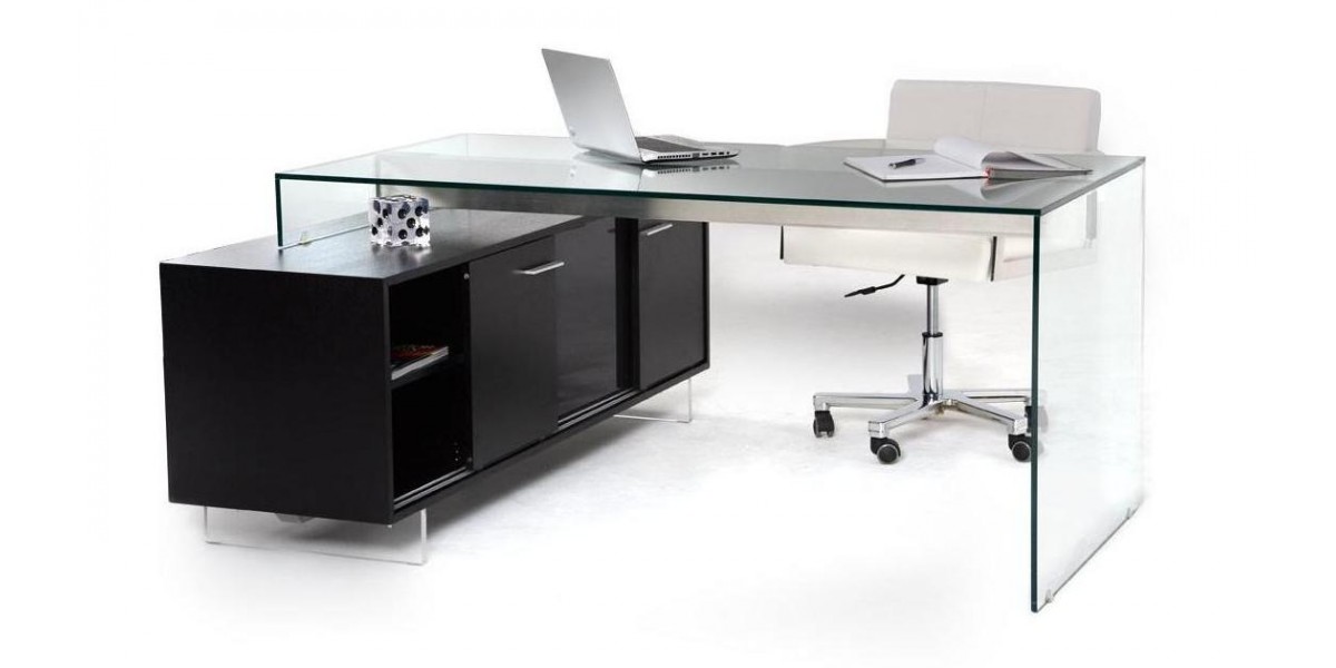 Memilih Meja Kantor yang Tepat untuk Anda